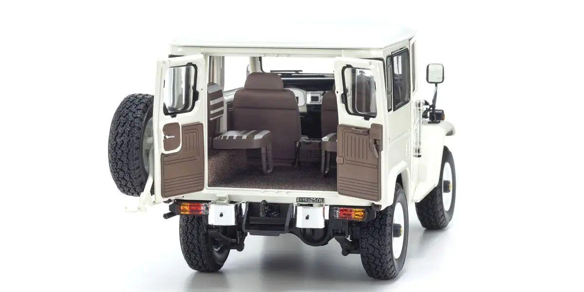 Toyota Land Cruiser 40 Van RHD (Right Hand Drive) White 1/18 Diecast Model Car by Kyosho