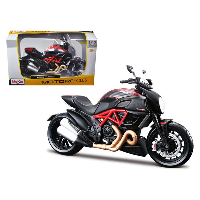 Ducati Diavel Red and Carbon 1/12 Diecast Motorcycle Model by Maisto