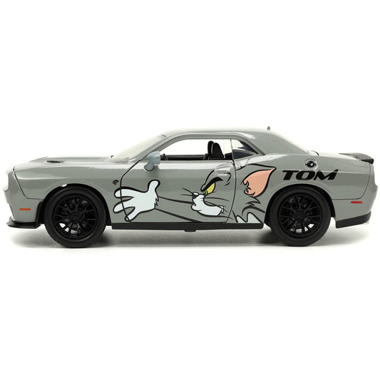 2015 Dodge Challenger Hellcat Gray with "Tom" Graphics and Jerry Diecast Figure "Tom and Jerry" "Hollywood Rides" Series 1/24 Diecast Model Car by Jada