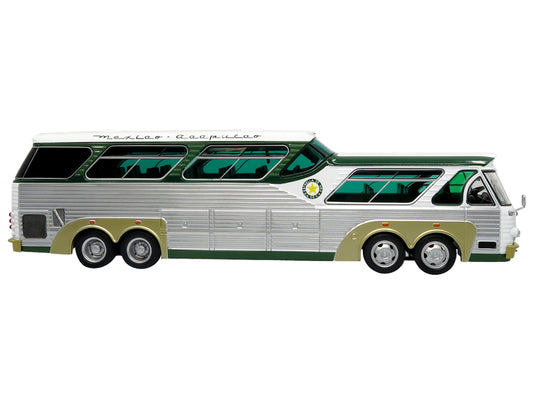 Sultana TM 44-18 SP Panoramico Coach Bus "Estrella de Oro - Acapulco" White and Green with Silver Sides "The Bus & Motorcoach Collection" 1/43 Diecast Model by Iconic Replicas