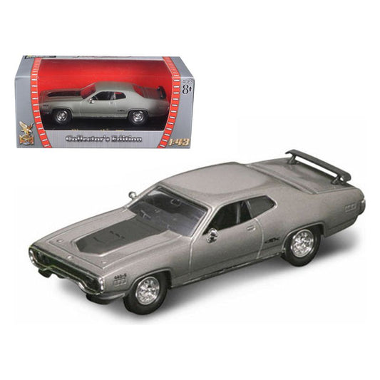 1971 Plymouth GTX 440 6 Pack Silver 1/43 Diecast Model Car by Road Signature