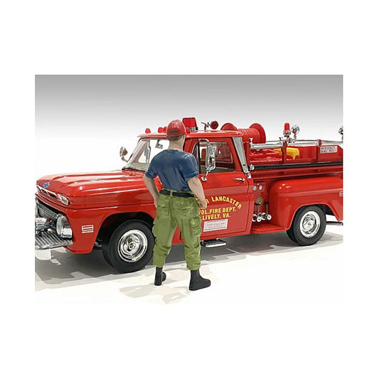 "Firefighters" Off Duty Figure for 1/24 Scale Models by American Diorama