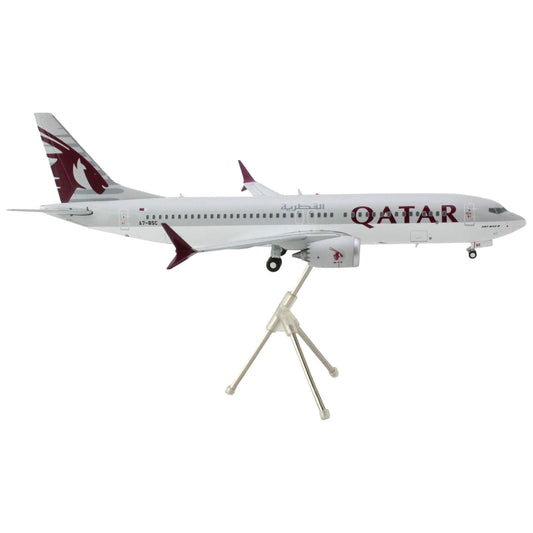 Boeing 737 MAX 8 Commercial Aircraft "Qatar Airways" Gray and White with Tail Graphics "Gemini 200" Series 1/200 Diecast Model Airplane by GeminiJets