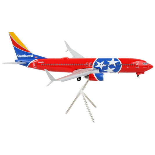 Boeing 737-800 Commercial Aircraft with Flaps Down "Southwest Airlines - Tennessee One" Tennessee Flag Livery "Gemini 200" Series 1/200 Diecast Model Airplane by GeminiJets