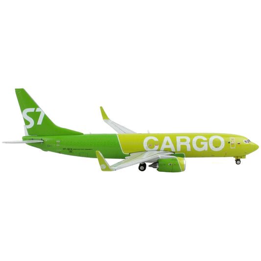 Boeing 737-800BCF Commercial Aircraft "S7 Airlines Cargo" Green 1/400 Diecast Model Airplane by GeminiJets