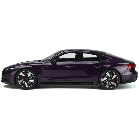 Audi RS E-Tron Purple Metallic with Carbon Top 1/18 Model Car by GT Spirit