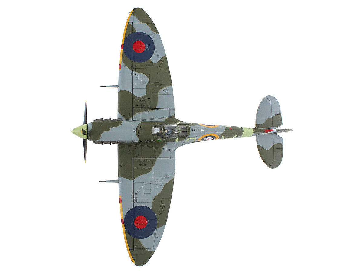 Supermarine Spitfire Mk Vb Fighter Aircraft "BM124 Squadron Leader Brendan 'Paddy' Finucane No. 602 Squadron" (1942) Royal Air Force "Air Power Series" 1/48 Diecast Model by Hobby Master