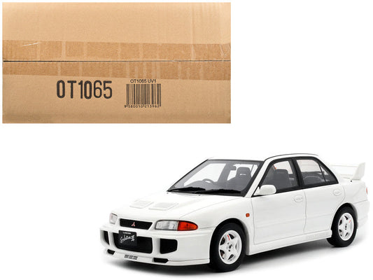 1995 Mitsubishi Lancer Evolution III RHD (Right Hand Drive) Scotia White Limited Edition to 3000 pieces Worldwide 1/18 Model Car by Otto Mobile