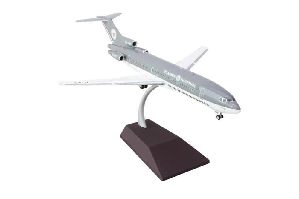 Boeing 727-200 Commercial Aircraft "Guardia Nacional (Mexican National Guard)" (XC-NPF) Gray and White "Gemini 200" Series 1/200 Diecast Model Airplane by GeminiJets